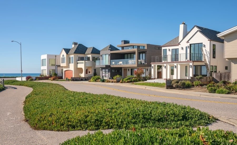 Luxury homes along the Santa Cruz waterfront